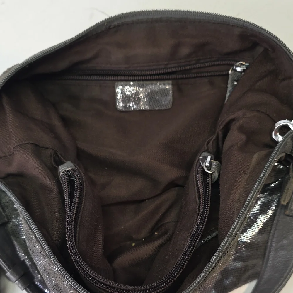 Elegant Silver Gray Leopard Print Leather Shoulder Bag - Picture 12 of 12